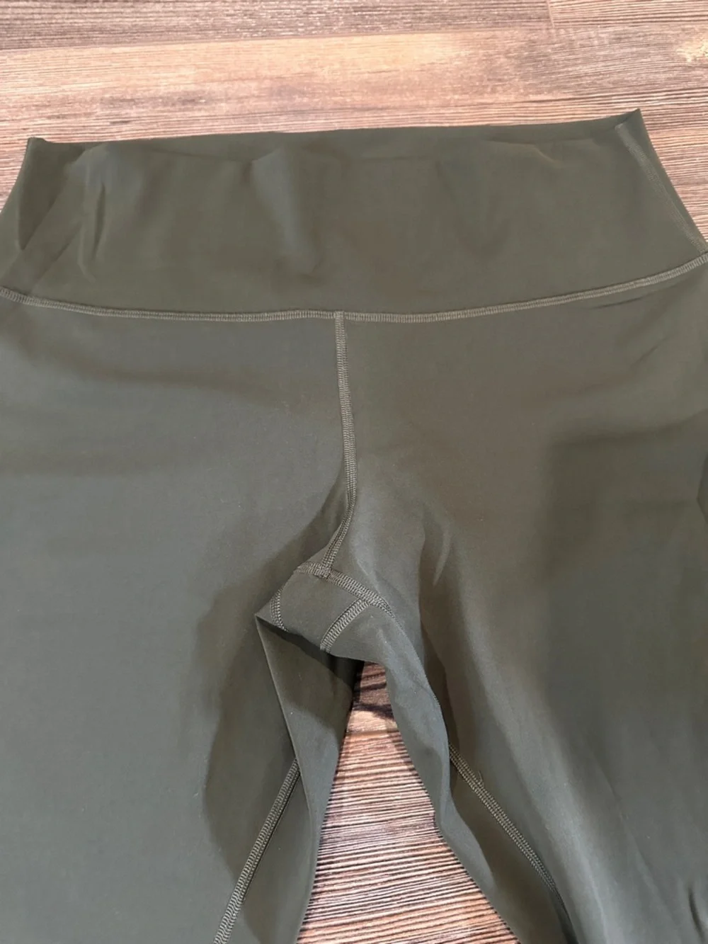 lululemon athletica Olive Green Active Leggings - Picture 4 of 4